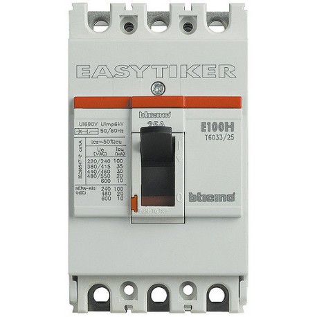BREAKER 3X150 AMP. 600V. EASYTIKER MARCA BTICINO T6113/150