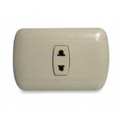 Toma 2P Universal Domino Avant BTICINO P1110